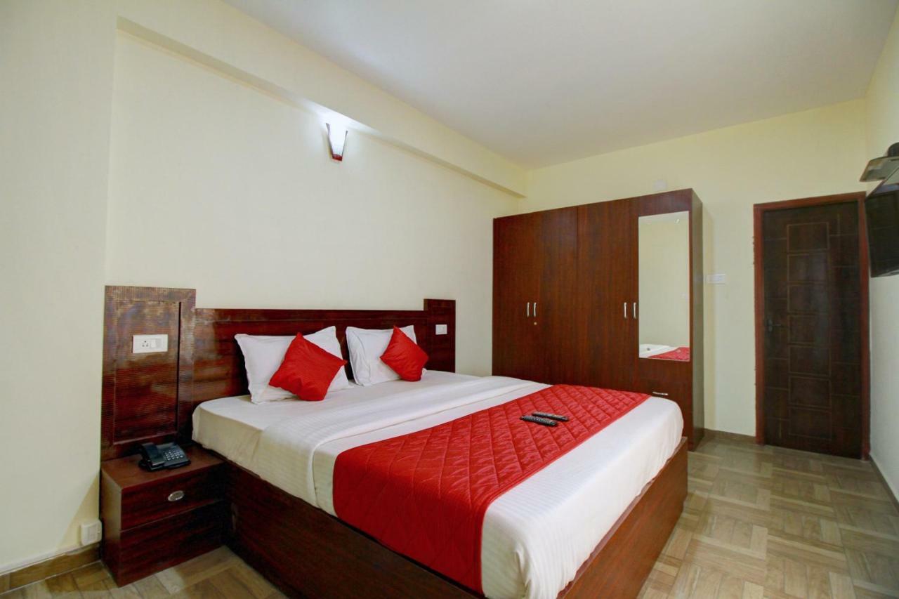 Pine Hill Suites Ooty Exterior photo